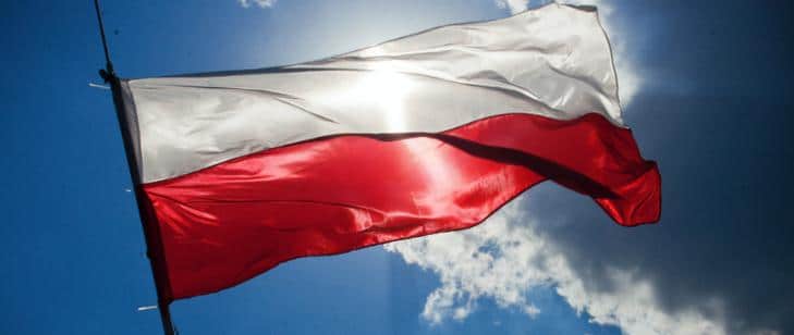 Read more about the article Kiedy w gminach staną  maszty flagowe